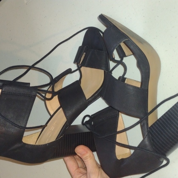 LOFT black lace up chunky heels size 8 - Picture 15 of 16